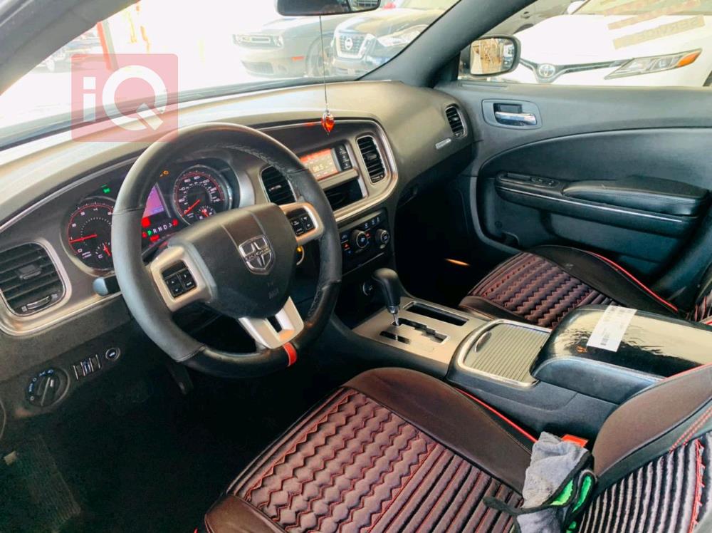 دودج تشارجر